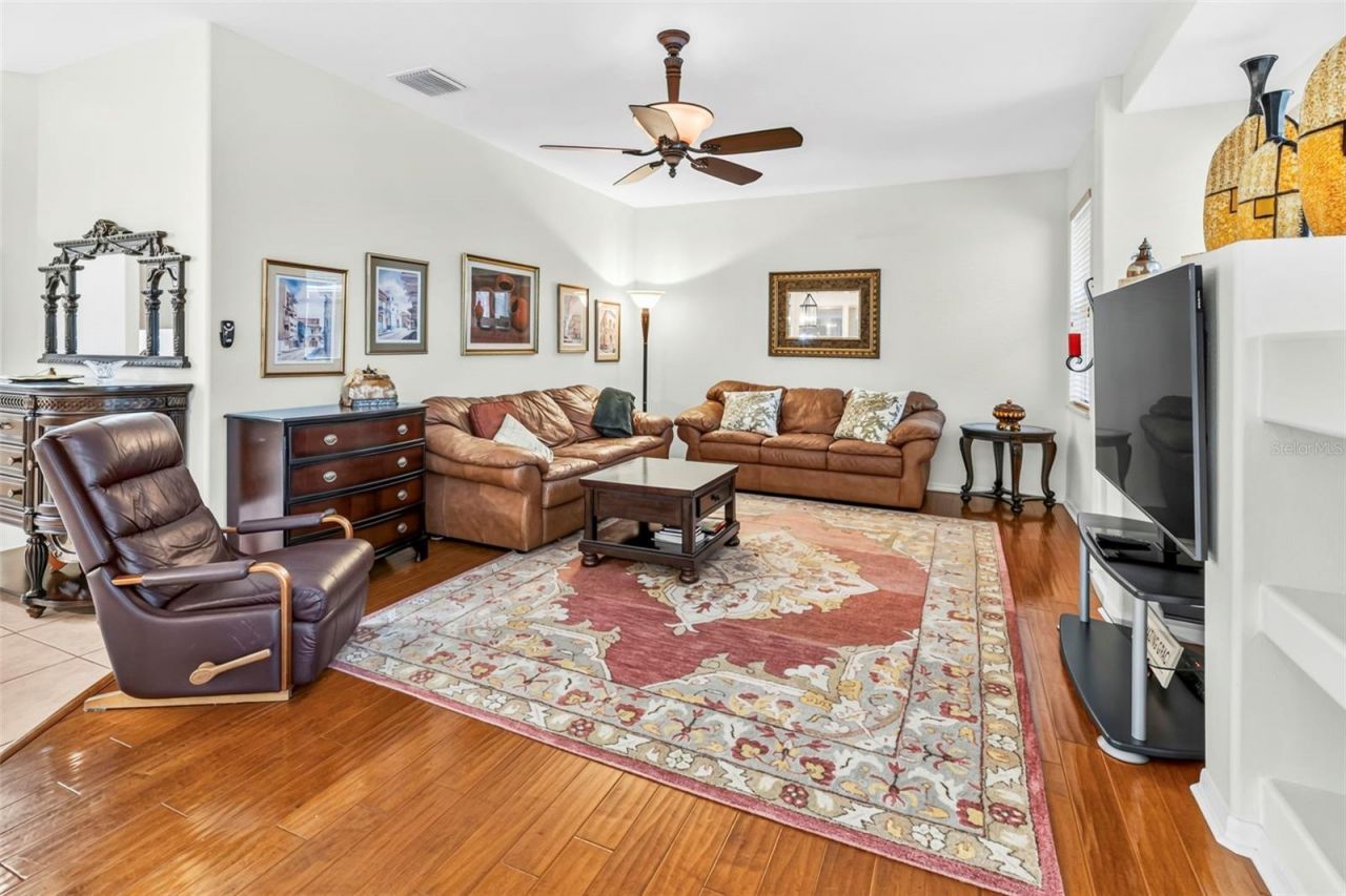 28 Camelot Ridge Drive, Brandon, FL 33511 Photo