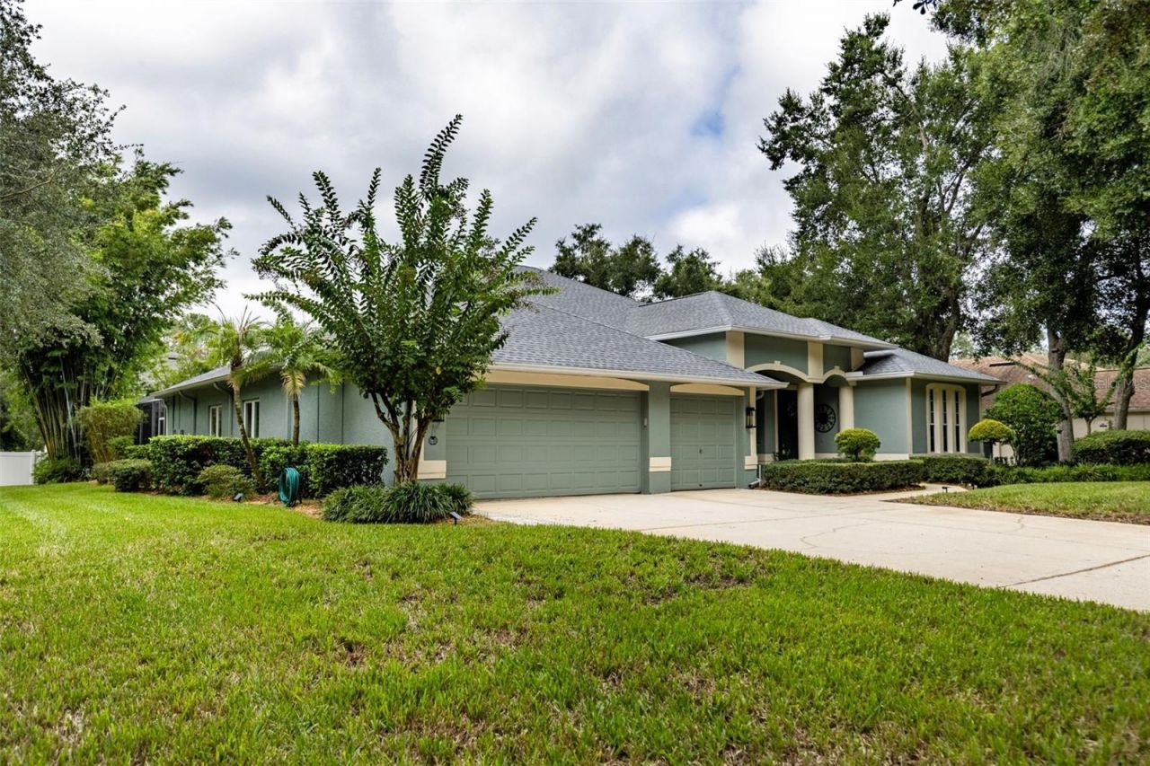 28 Camelot Ridge Drive, Brandon, FL 33511 Photo