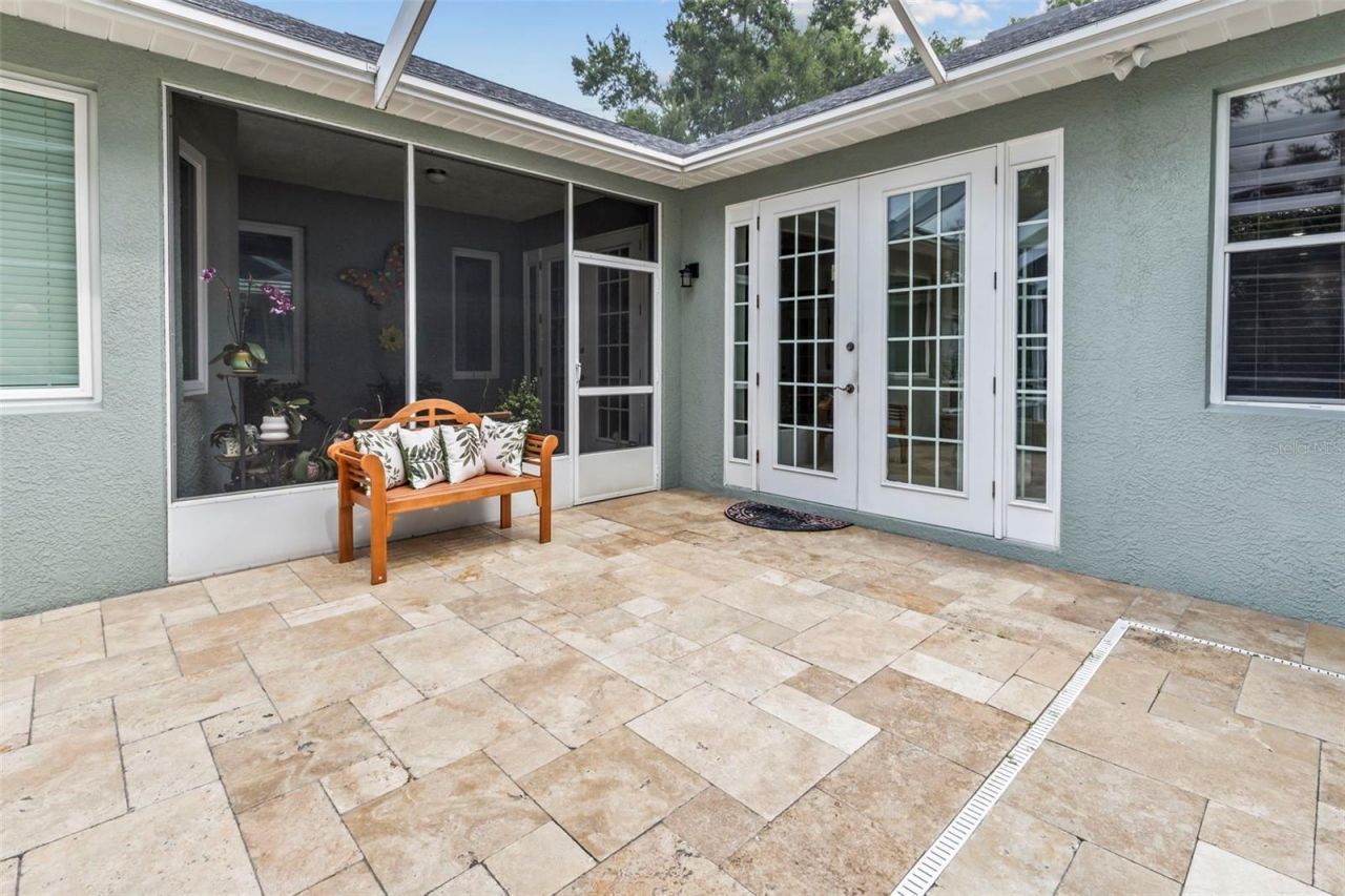 28 Camelot Ridge Drive, Brandon, FL 33511 Photo