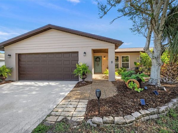 911 SOUTHERN PINE LANE , SARASOTA, FL 34243