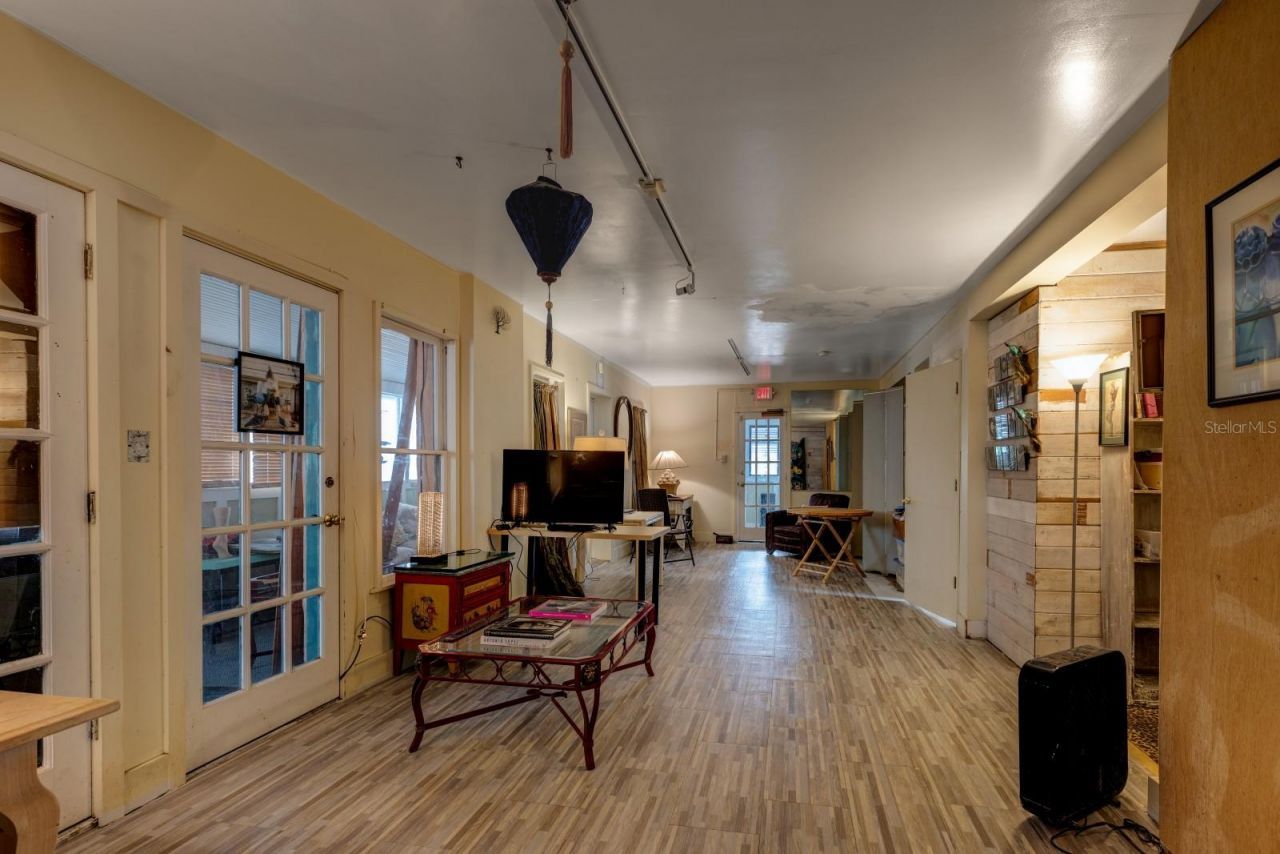 427 N Donnelly Street , Mount Dora, FL 32757 Photo