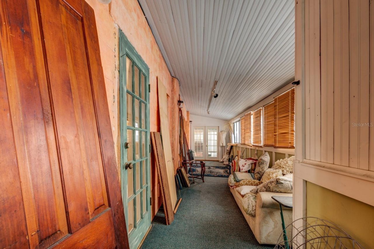 427 N Donnelly Street , Mount Dora, FL 32757 Photo