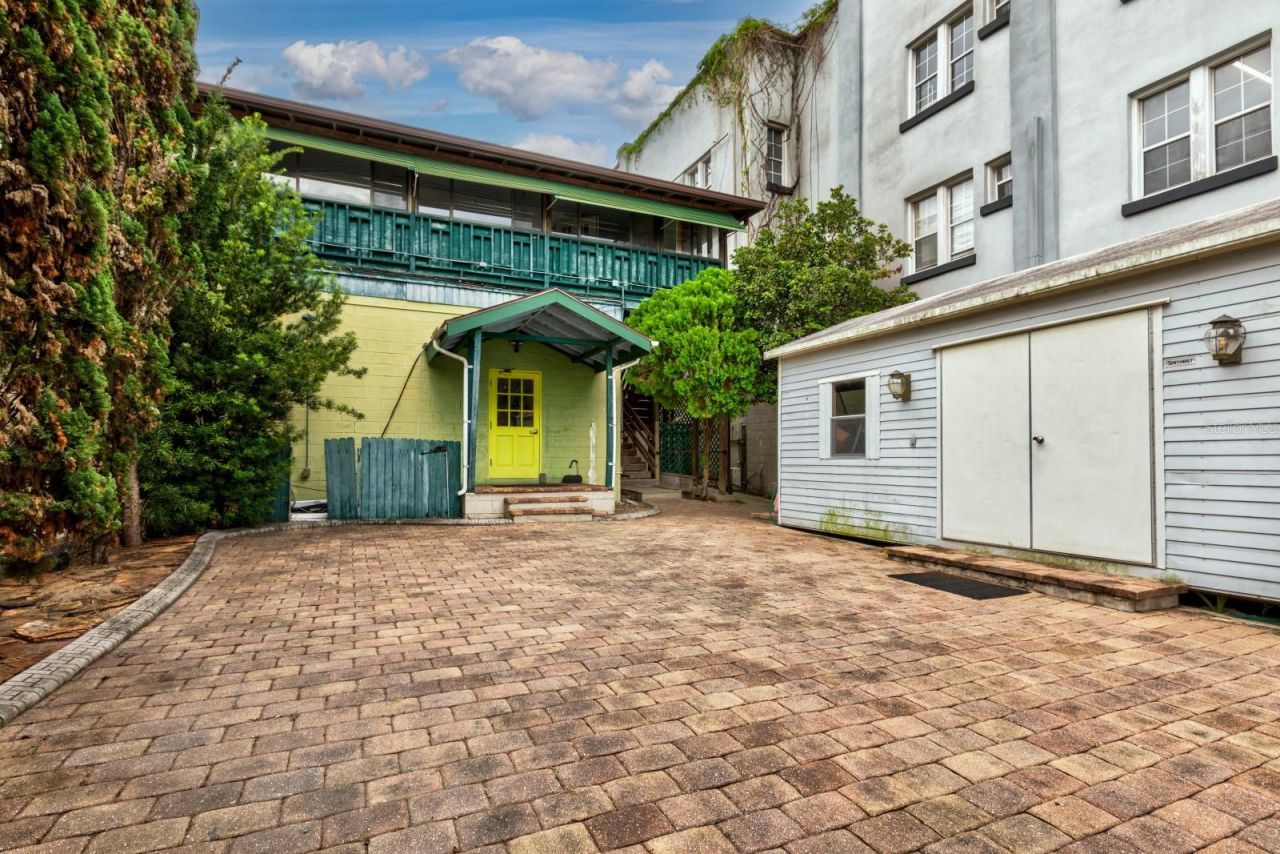 427 N Donnelly Street , Mount Dora, FL 32757 Photo