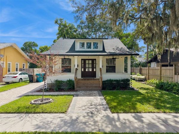 809 N HYER AVENUE , ORLANDO, FL 32803