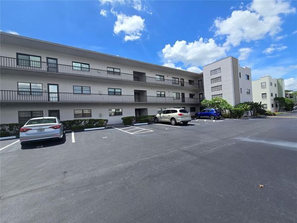 7941 58TH AVENUE N, Unit 212, ST PETERSBURG, FL 33709