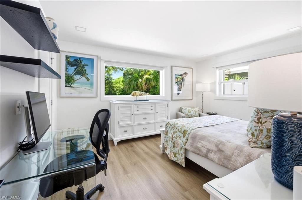 1274 Pine Ct , Naples, FL 34102 Photo