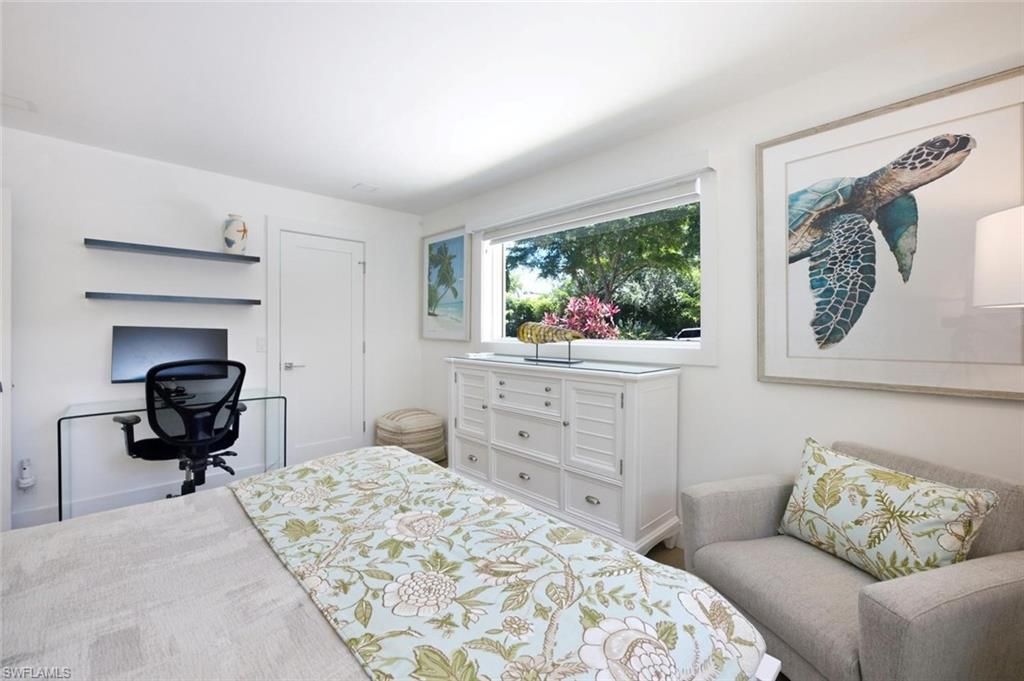 1274 Pine Ct , Naples, FL 34102 Photo