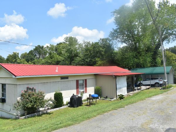 7 White Cir , Chestnut Mound, TN 38552