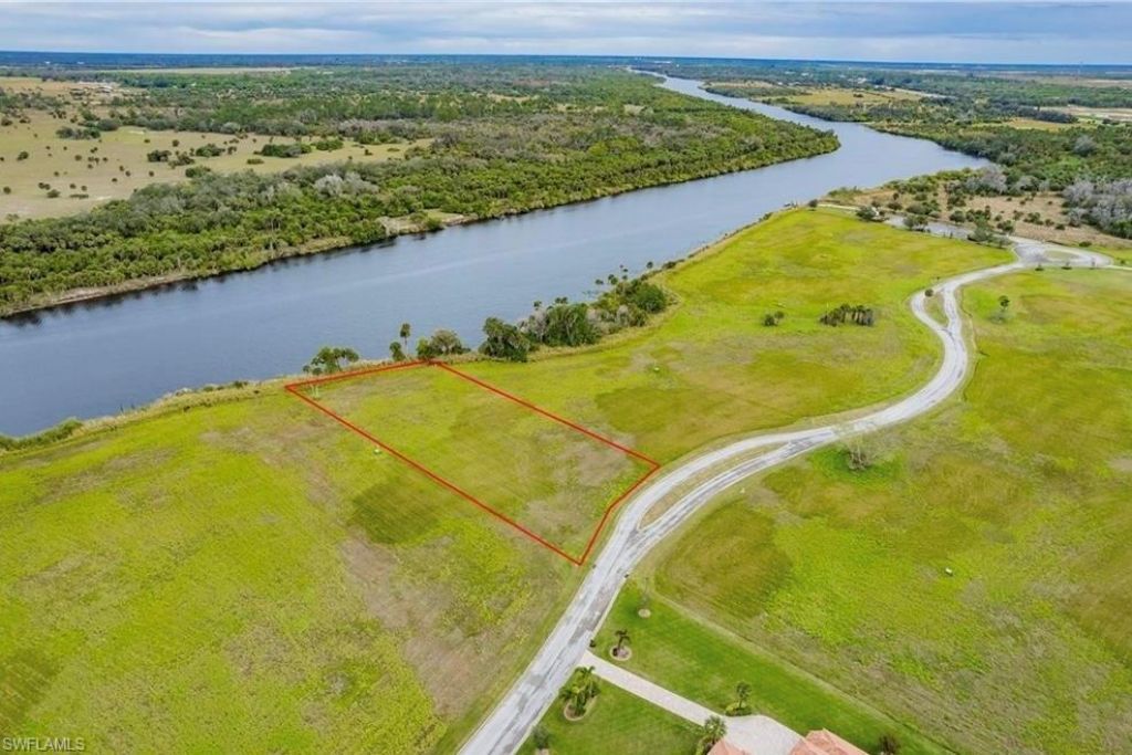 2048 Silk Bay Blvd, Alva, FL 33920 Photo