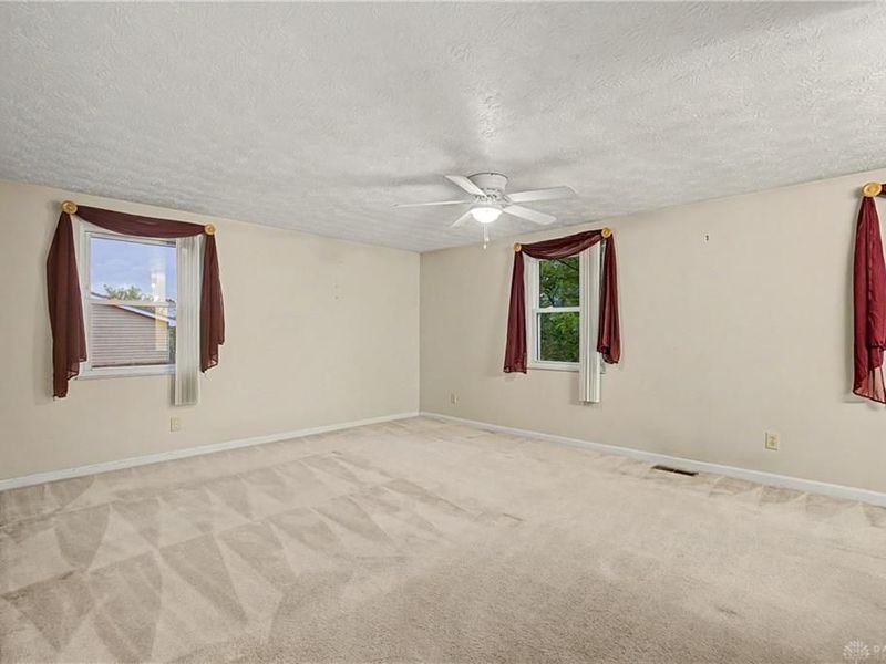 160 Caraway Drive, Springboro, OH 45066 Photo 18