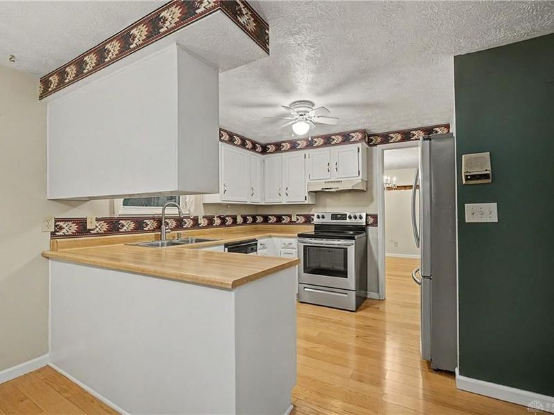 160 Caraway Drive, Springboro, OH 45066 Photo 5