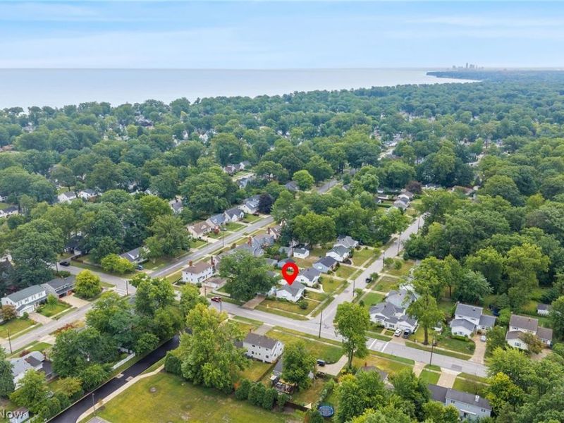 26742 Henry Road, Bay Village, OH 44140 Photo 11