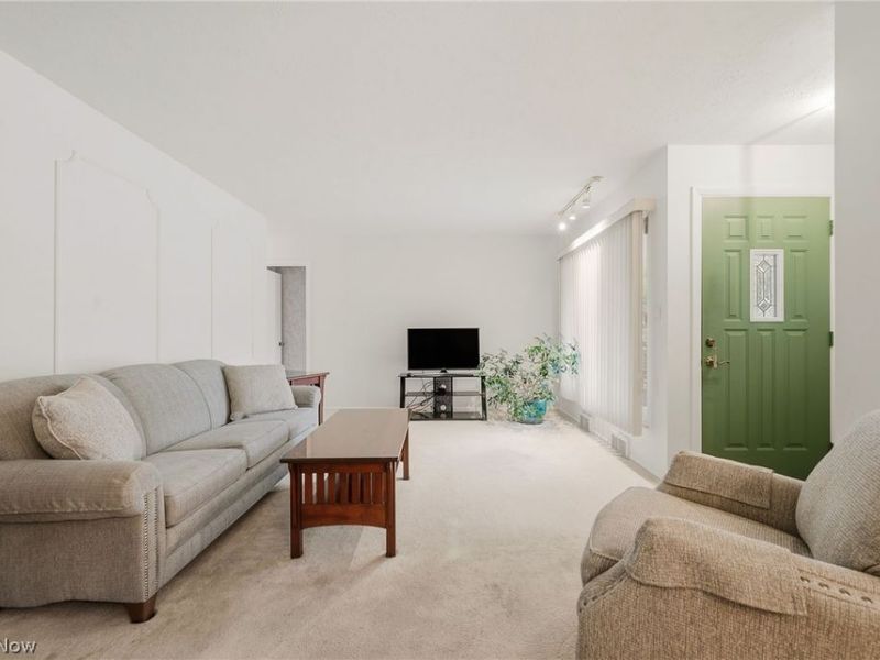 26742 Henry Road, Bay Village, OH 44140 Photo 13