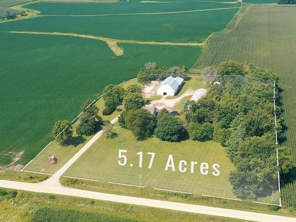 2985 Underwood Avenue, Nashua, IA 50658