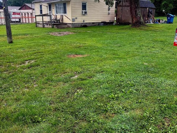 34 Stor More Rd, Huntington, WV 25705