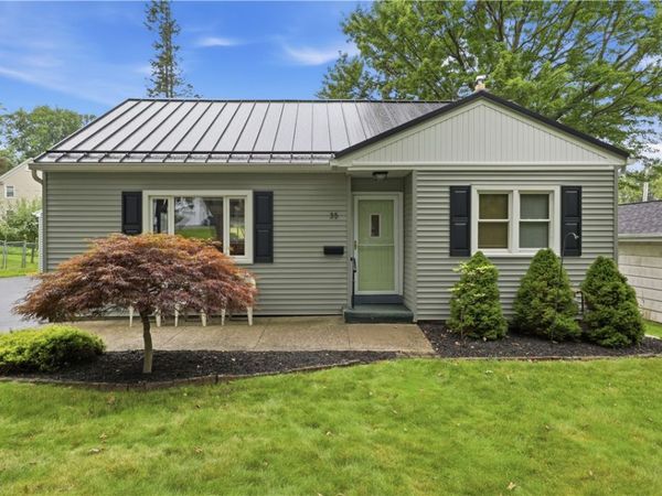 35 Prospect St , Spencerport, NY 14559