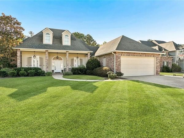 648 SILVERTHORNE Lane , Covington, LA 70433
