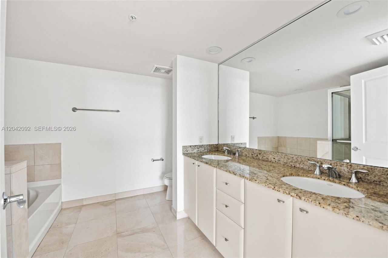 610 W Las Olas Blvd , Unit 1912N, Fort Lauderdale, FL 33312 Photo