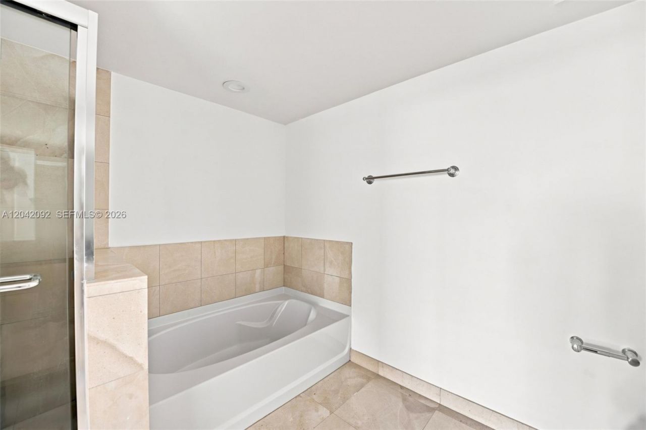 610 W Las Olas Blvd , Unit 1912N, Fort Lauderdale, FL 33312 Photo