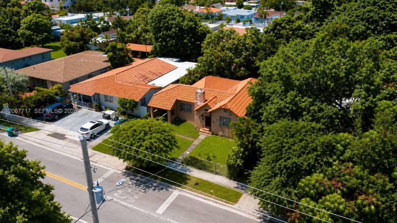 2347 SW 2nd St, Miami, FL 33135 Photo