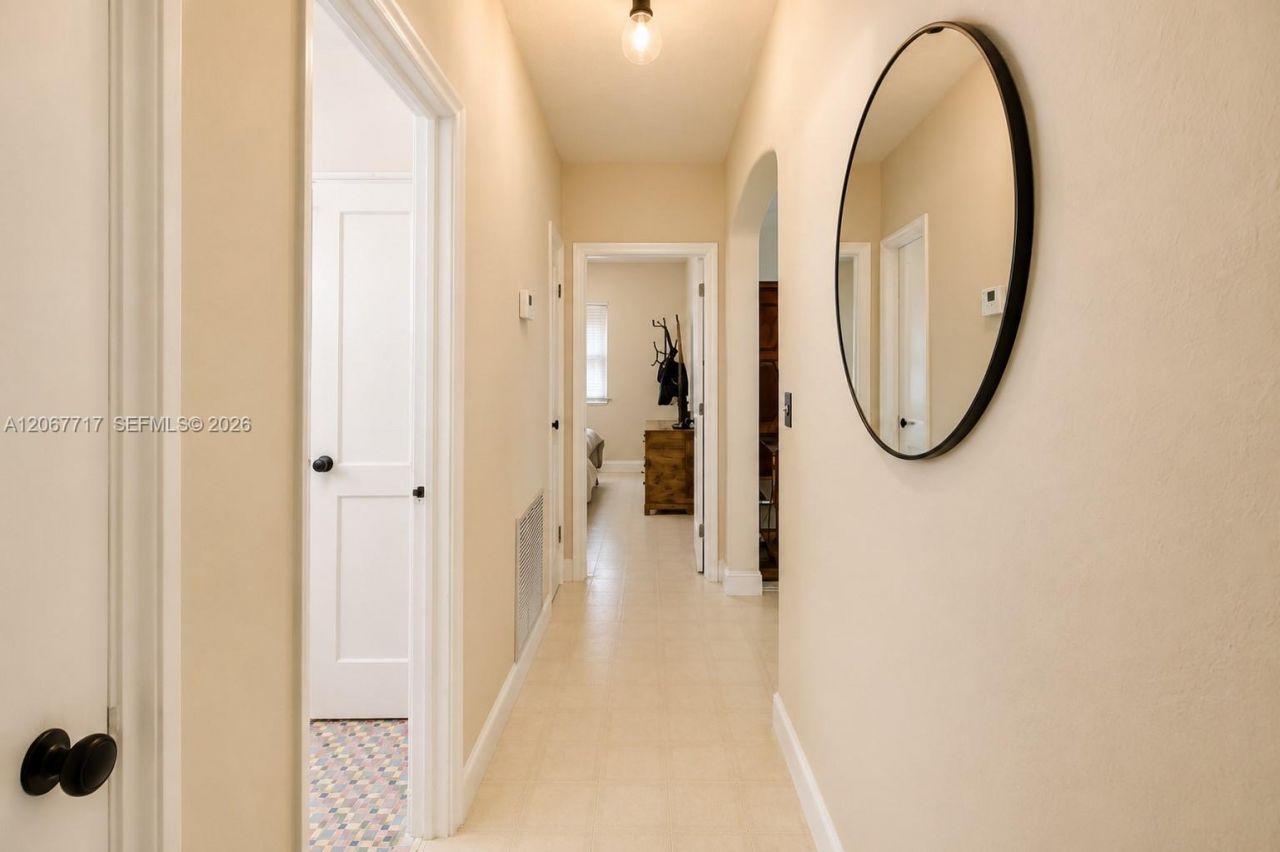 2347 SW 2nd St, Miami, FL 33135 Photo