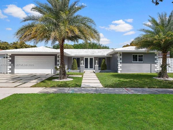 6951 S Miami Lakeway S , Miami Lakes, FL 33014