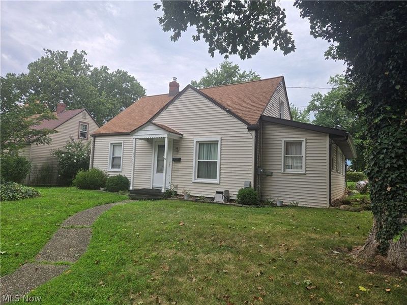 1353 Eastwood Avenue, Akron, OH 44305 Photo 1