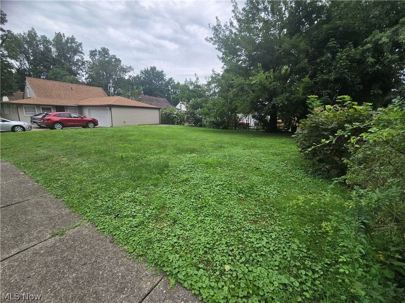 1353 Eastwood Avenue, Akron, OH 44305 Photo 2