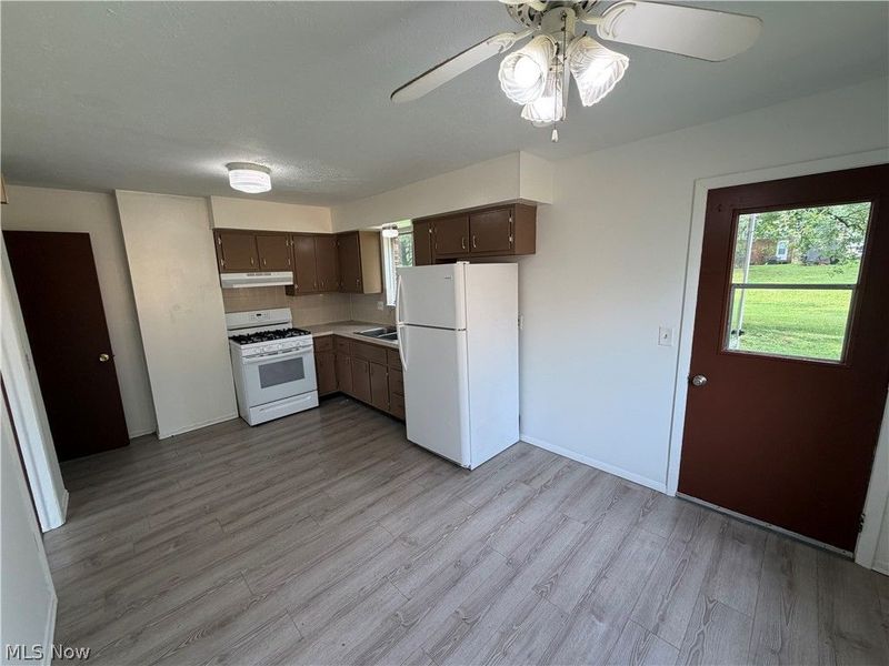 4426 Cherryhurst Drive, Stow, OH 44224 Photo 7