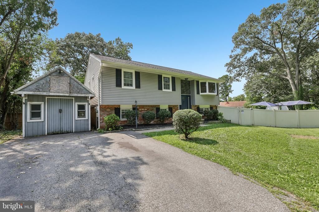 7501 JACQWILL ROAD, GLEN BURNIE, MD 21061