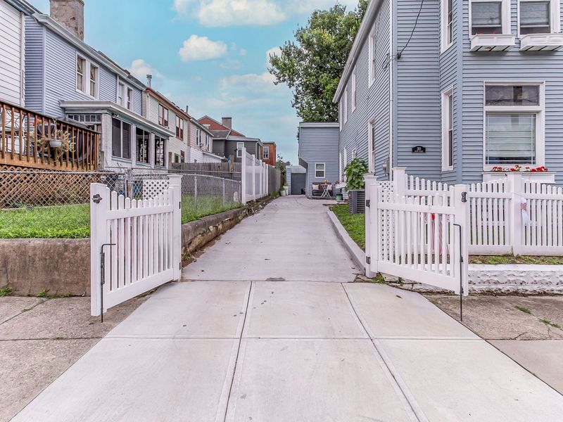 310 Berry Street, Dayton, KY 41074 Photo 4