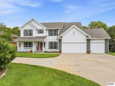 11909 S 47 Street, Papillion, NE 68133