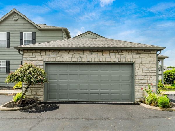 5805 Blendon Place Drive, Unit 13D, Columbus, OH 43230