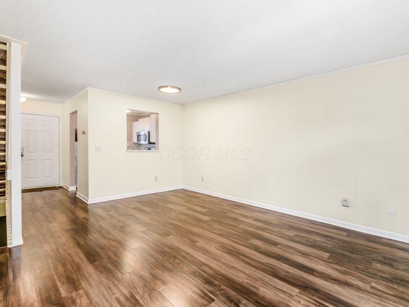 5805 Blendon Place Drive, Unit 13D, Columbus, OH 43230 Photo 11