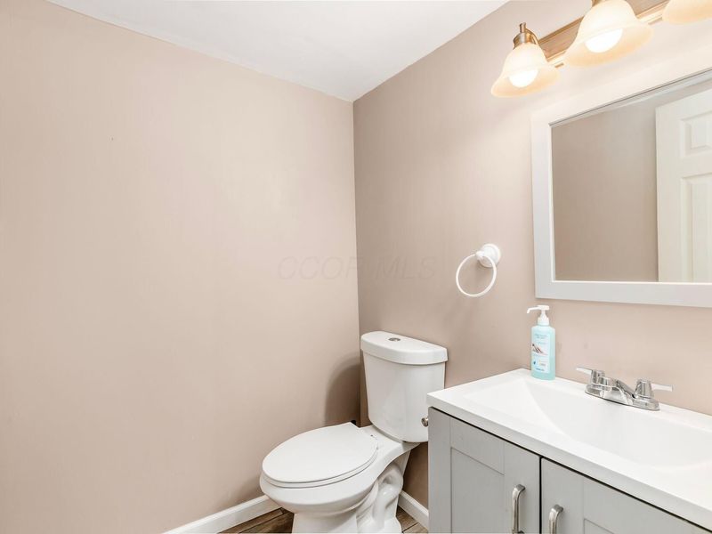 5805 Blendon Place Drive, Unit 13D, Columbus, OH 43230 Photo 26
