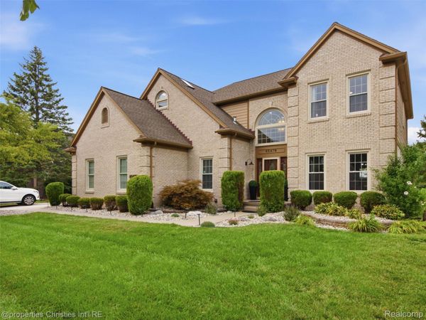 45478 Muirfield Drive, Canton Township, Mi 48188