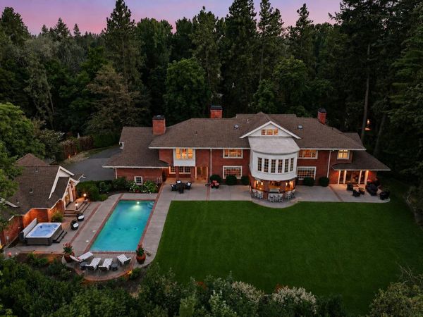 615 E 16th Ave, Spokane, WA 99203