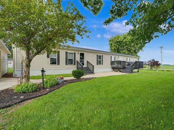 108 Franklin Street , Penfield, IL 61862