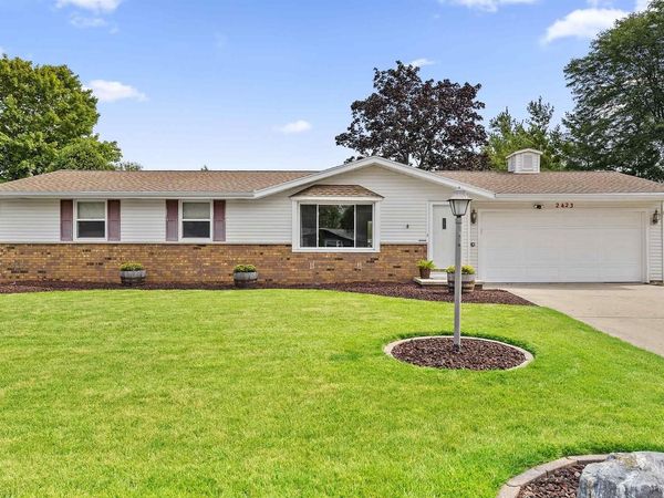 2423 HAMPTON AVENUE, Green Bay, WI 54311