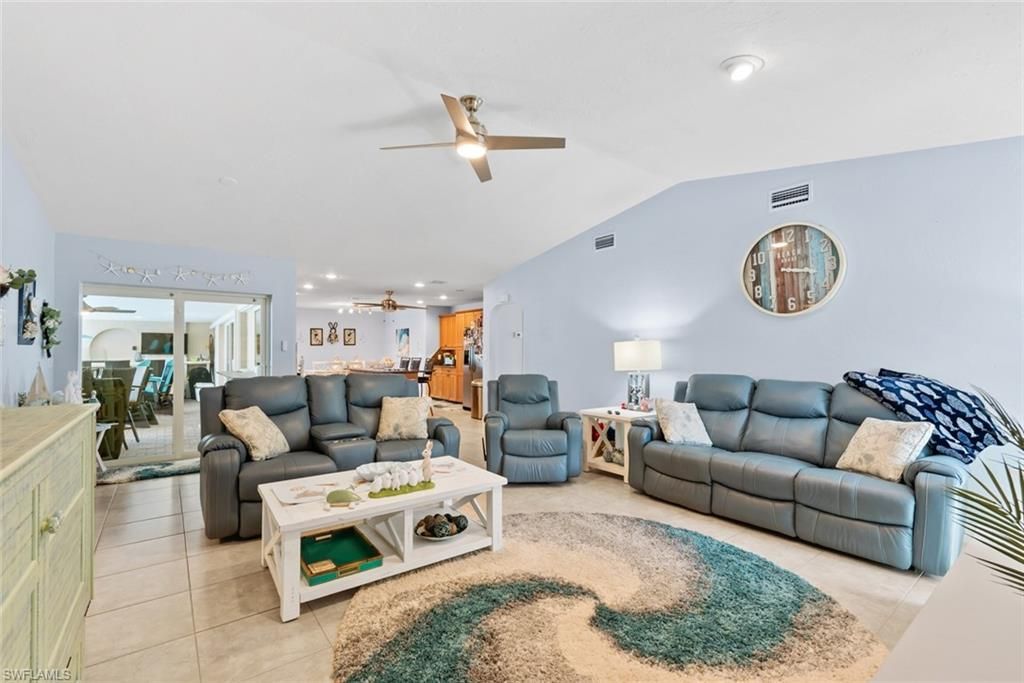 1826 SE 45th St, Cape Coral, FL 33904 Photo