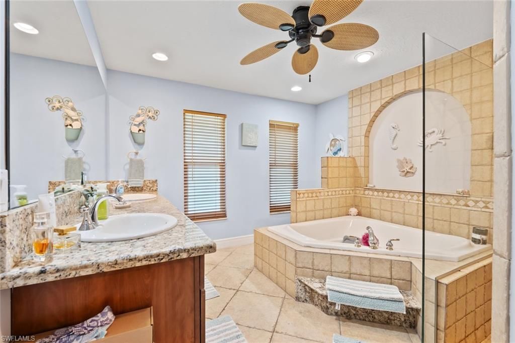 1826 SE 45th St, Cape Coral, FL 33904 Photo