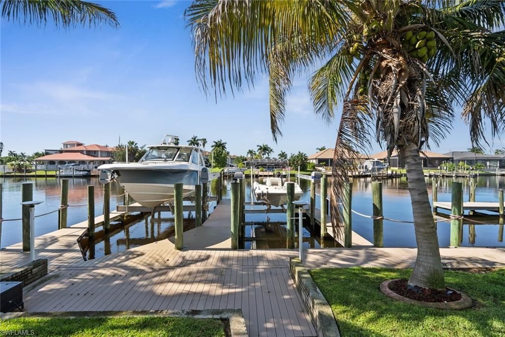 1826 SE 45th St, Cape Coral, FL 33904 Photo