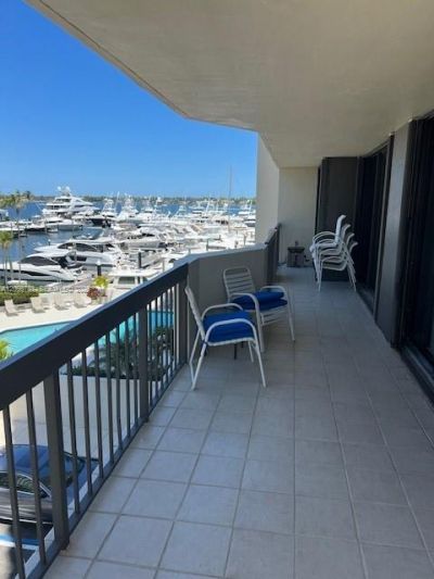 108 Lakeshore Dr , Unit 338, North Palm Beach, FL 33408 Photo