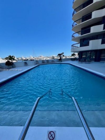 108 Lakeshore Dr , Unit 338, North Palm Beach, FL 33408 Photo