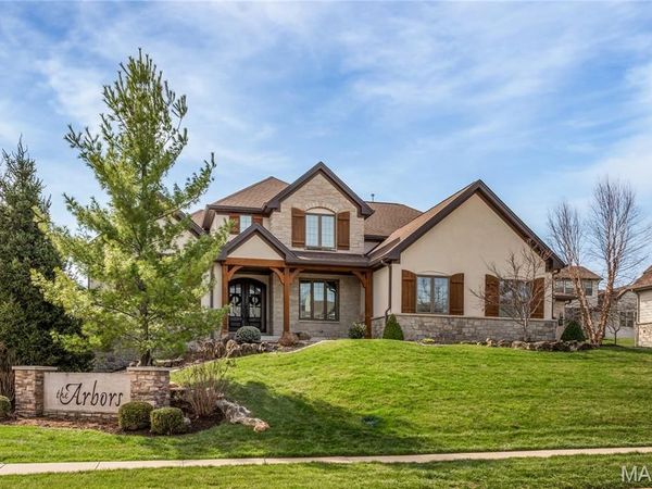 12854 Goodson Road, St Louis, MO 63131
