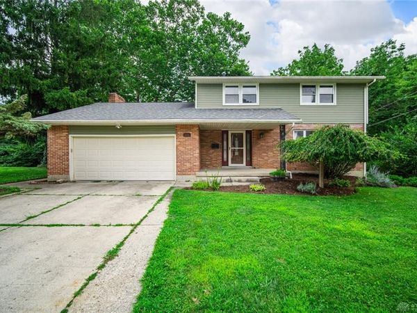 1616 Hillrose Place, Fairborn, OH 45324
