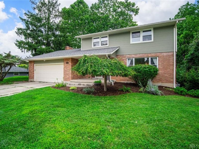 1616 Hillrose Place, Fairborn, OH 45324 Photo 2