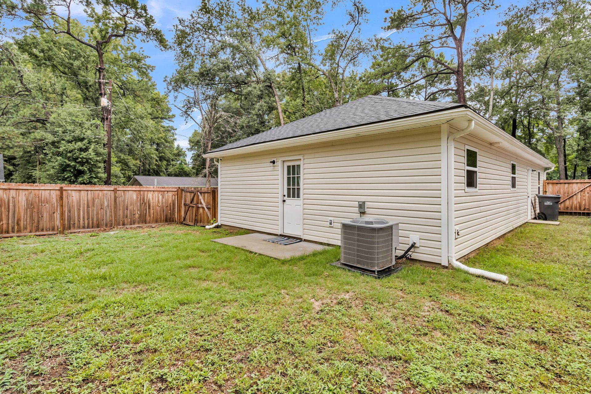 6961 Raymond Avenue Photo 31