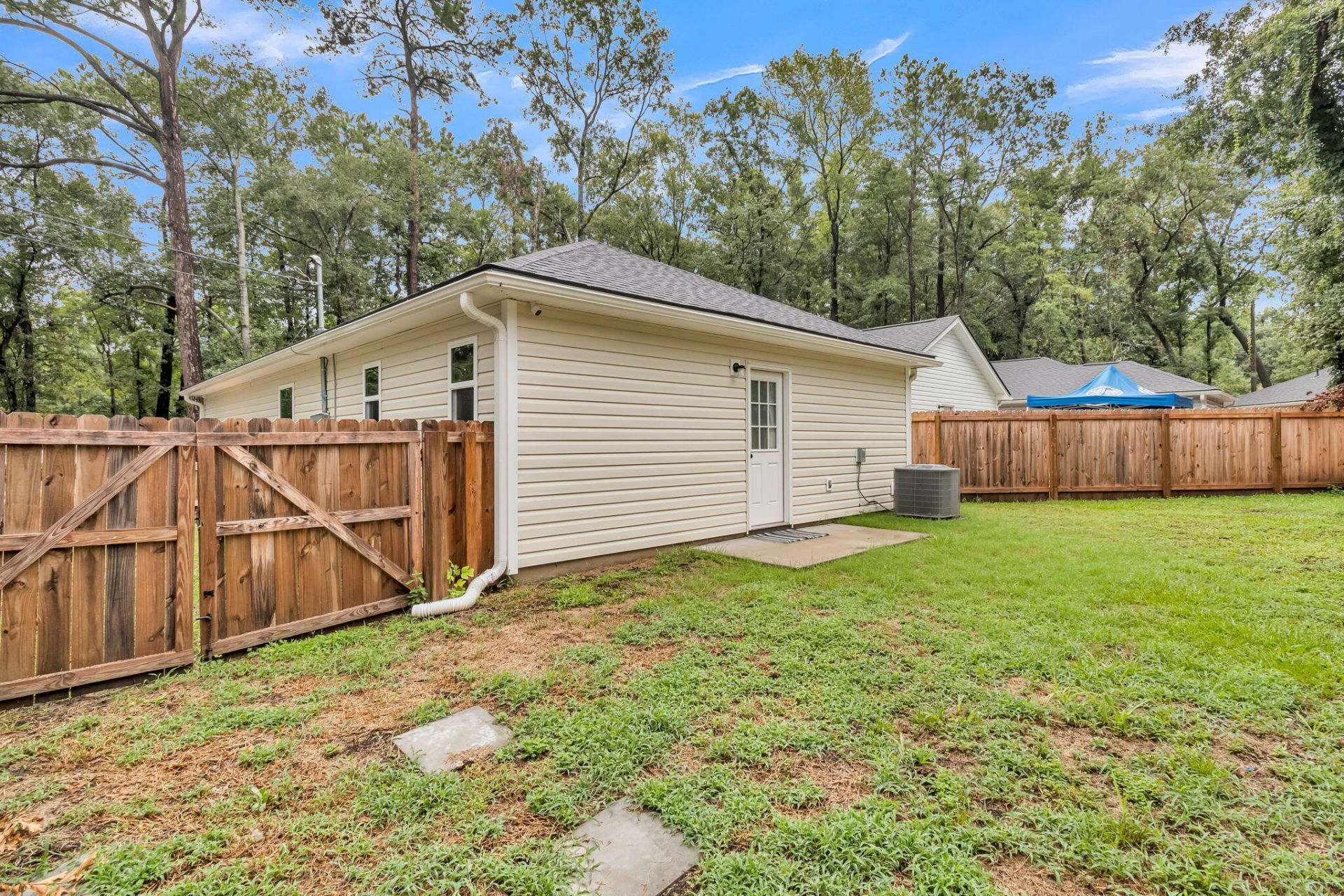6961 Raymond Avenue Photo 33