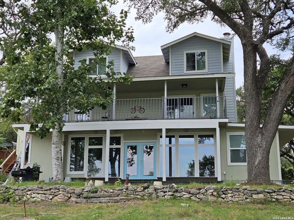 1676-1662 Lake Dr, Spring Branch, TX 78070